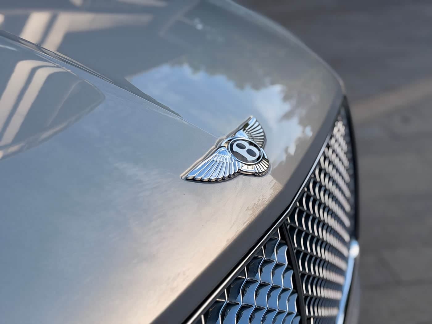 Bentley Bentayga 2021 — Фото 11/20