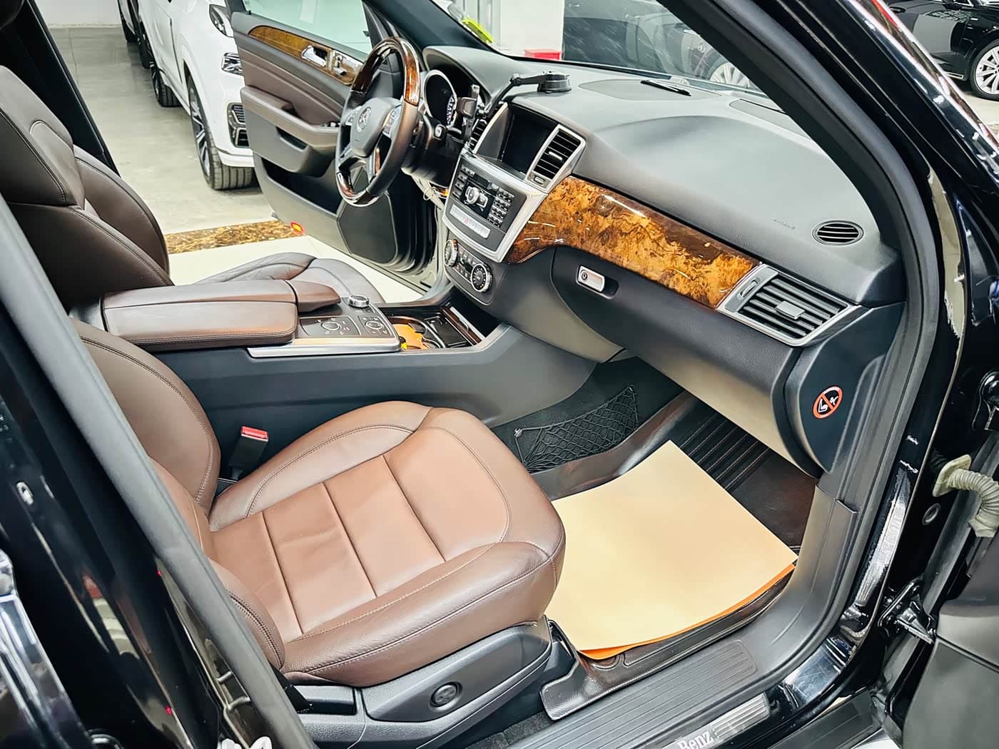Mercedes-Benz M-Class 2015 — Фото 15/20