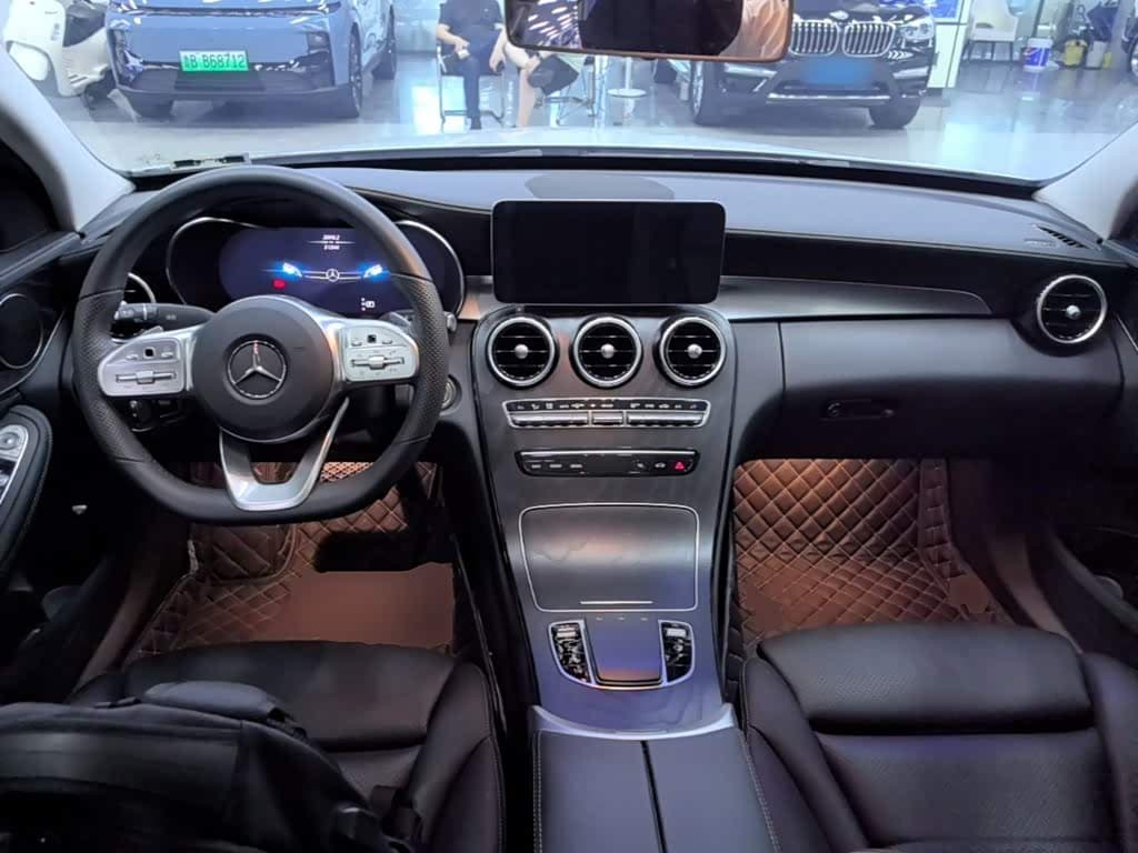 Mercedes-Benz C-Class 2020 — Фото 10/20