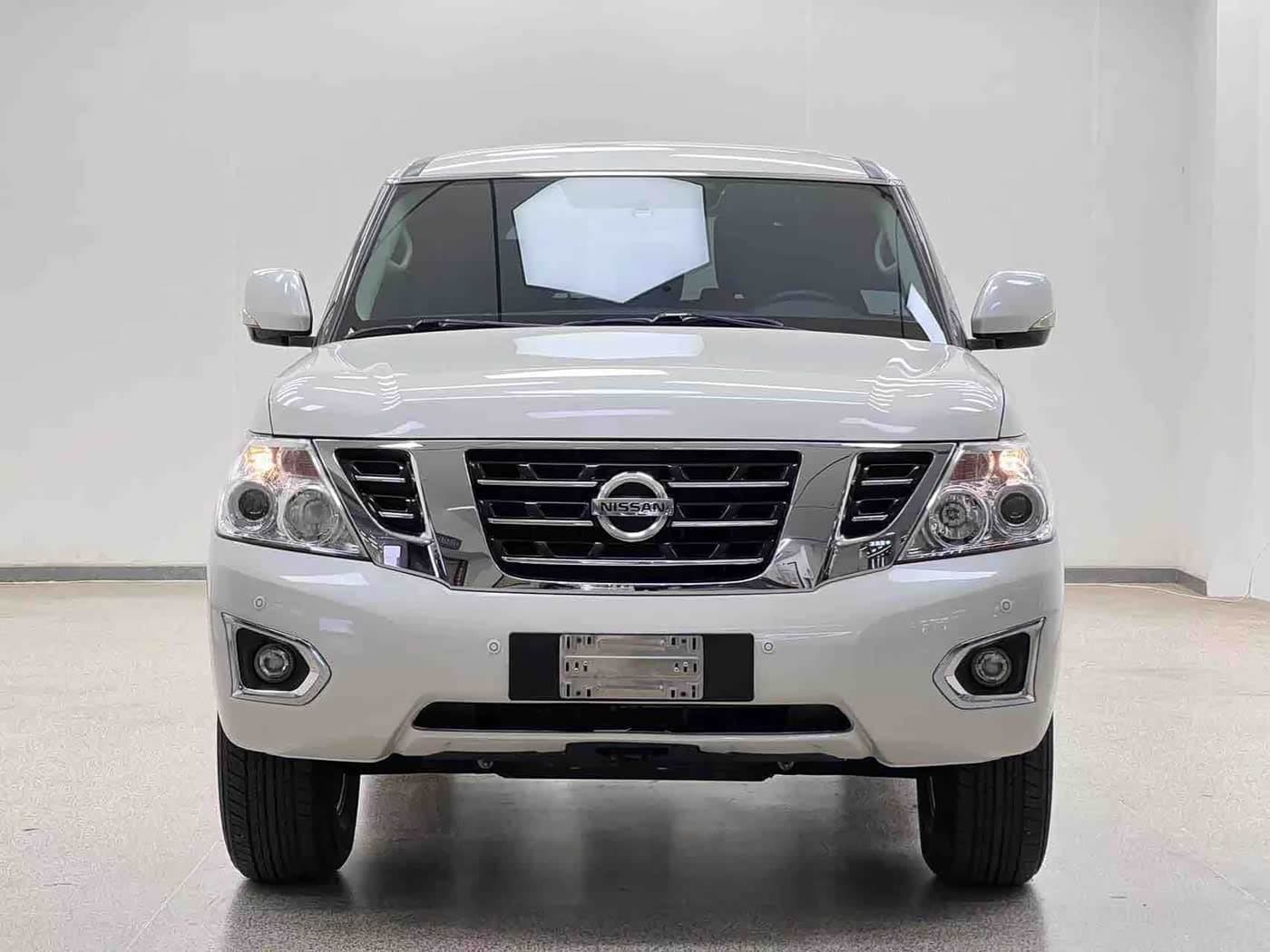 Nissan Patrol 2018 — Фото 2/20