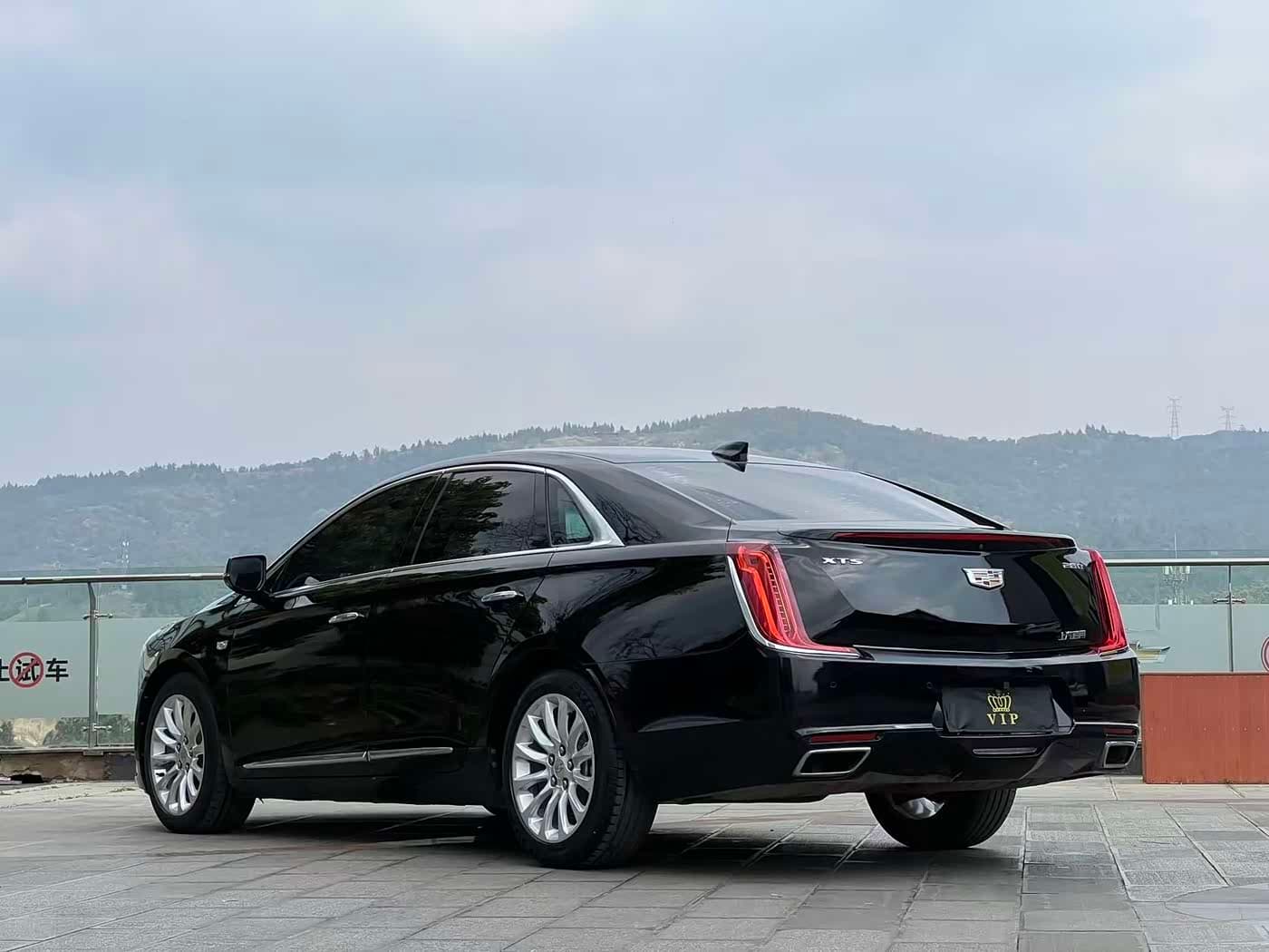 Cadillac XTS 2018 — Фото 6/20