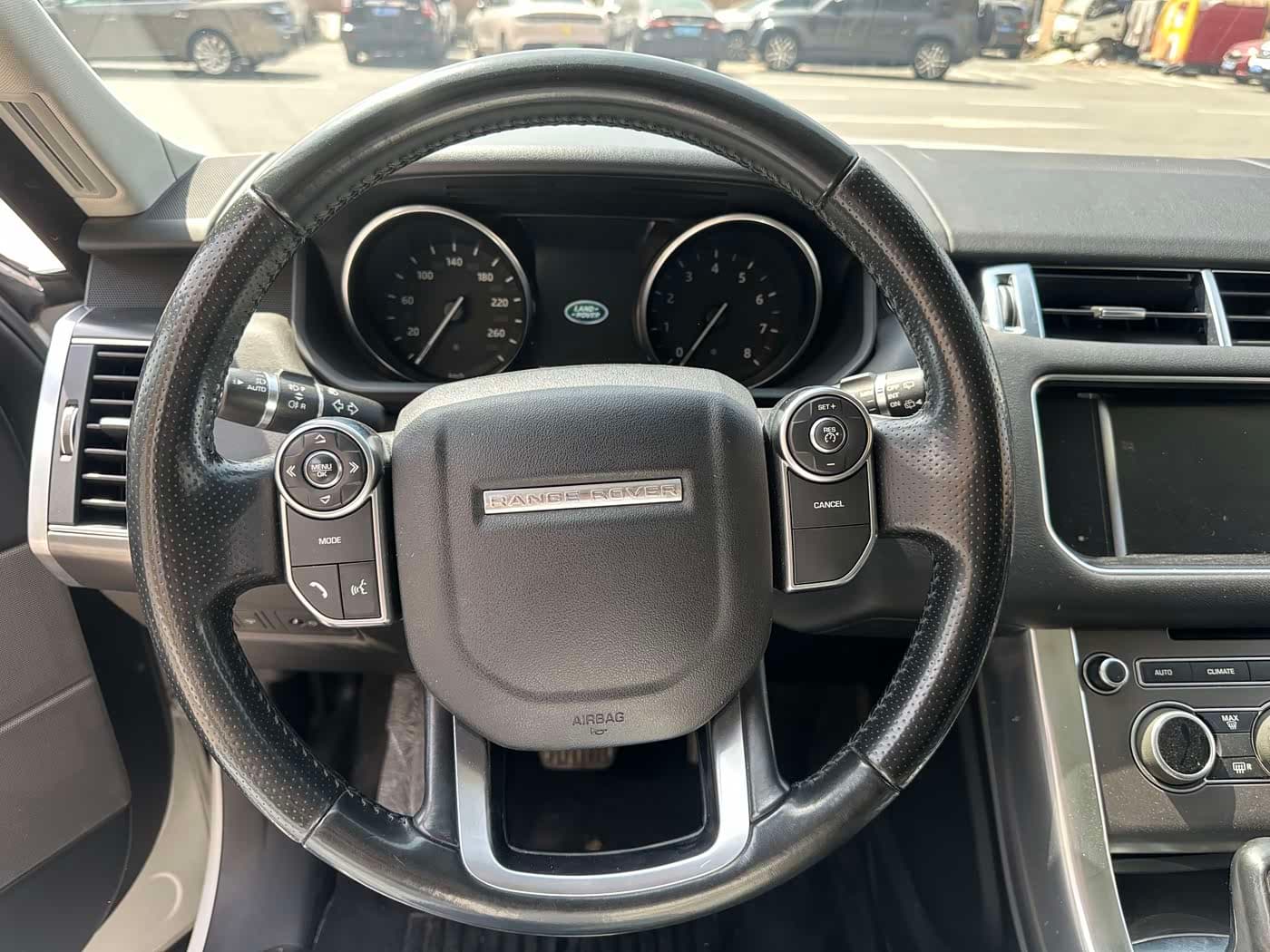 Land Rover Range Rover Sport 2017 — Фото 8/20