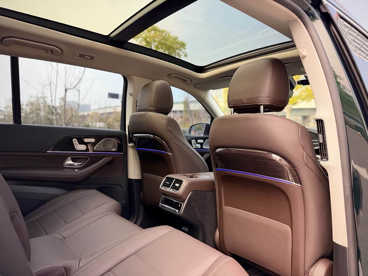 Mercedes-Benz GLS 2023 — Фото 17/20