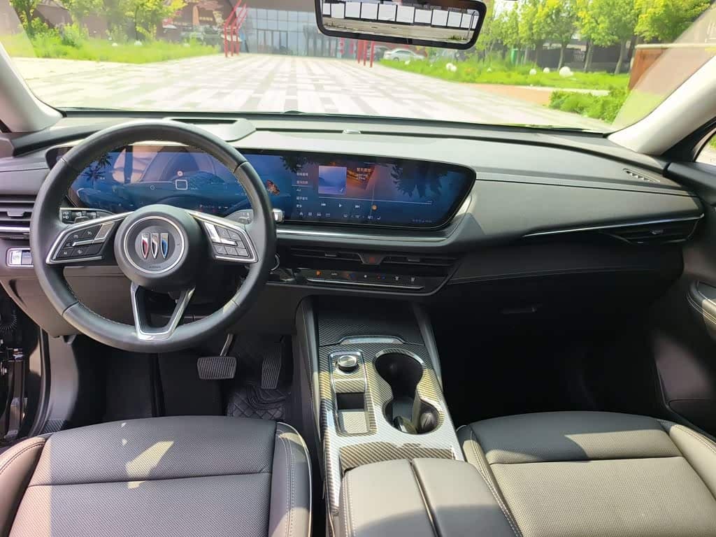 Buick Envision Plus 2024 — Фото 15/17