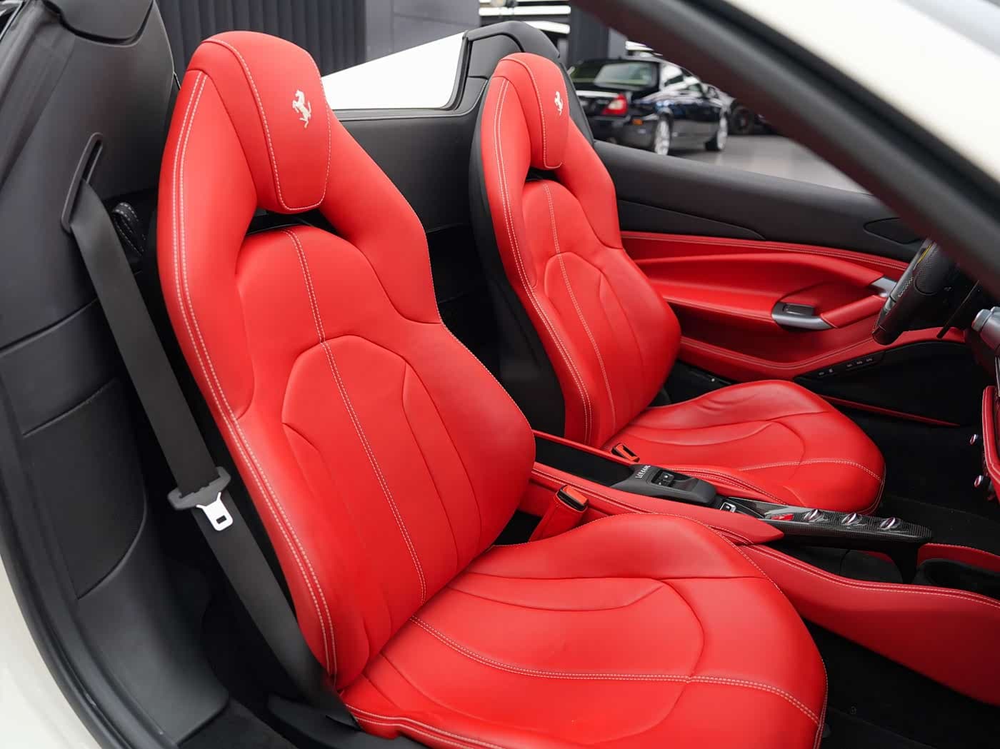 Ferrari F8 2022 — Фото 17/20