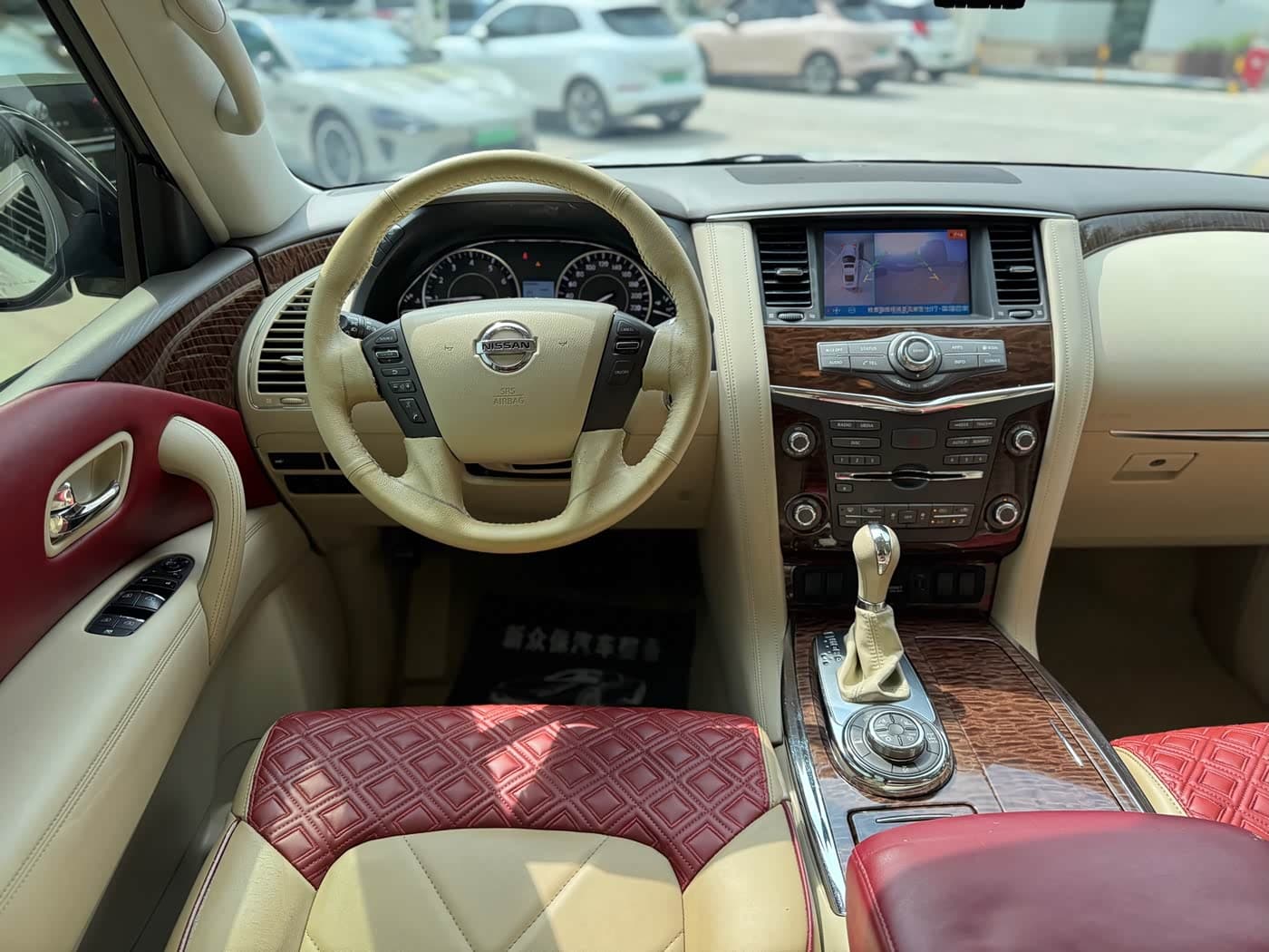 Nissan Patrol 2018 — Фото 17/17