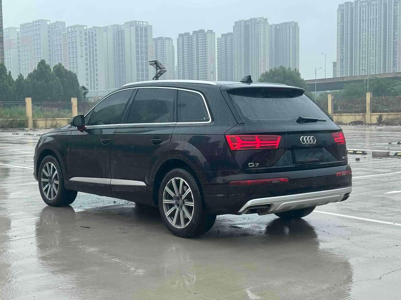 Audi Q7 2016 — Фото 7/10