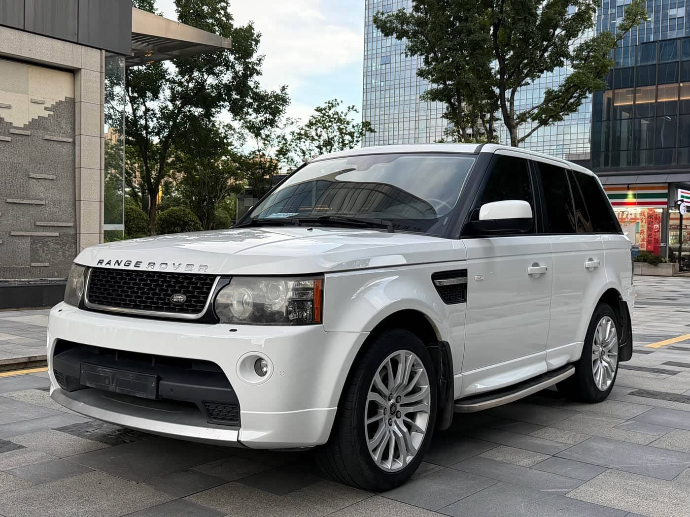 Land Rover Range Rover Sport, 2013