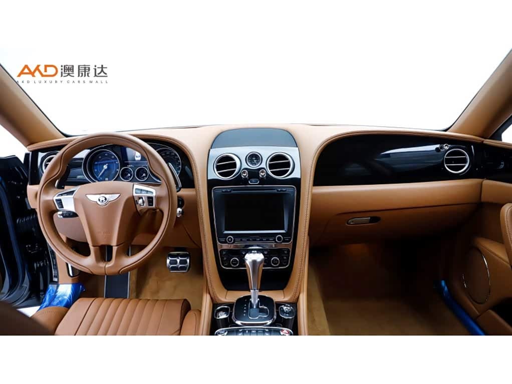 Bentley Flying Spur 2019 — Фото 5/10