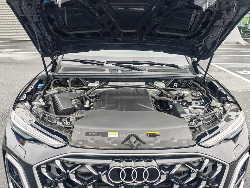 Audi Q5L 2025 — Фото 14/15