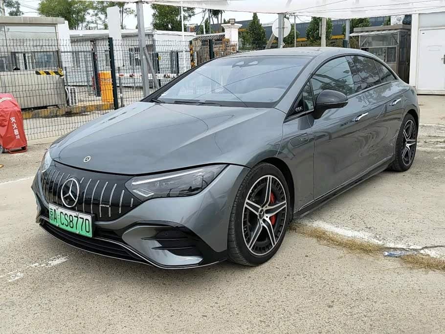 Mercedes-Benz EQE AMG 2025 — Фото 1/9