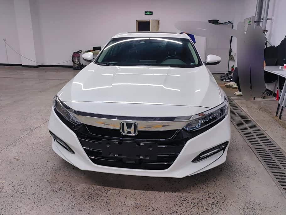 Honda Accord 2021 — Фото 2/16