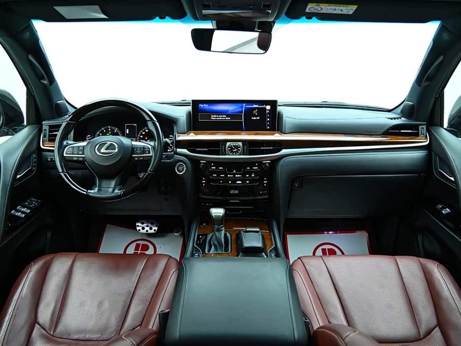 Lexus LX 2018 — Фото 14/20