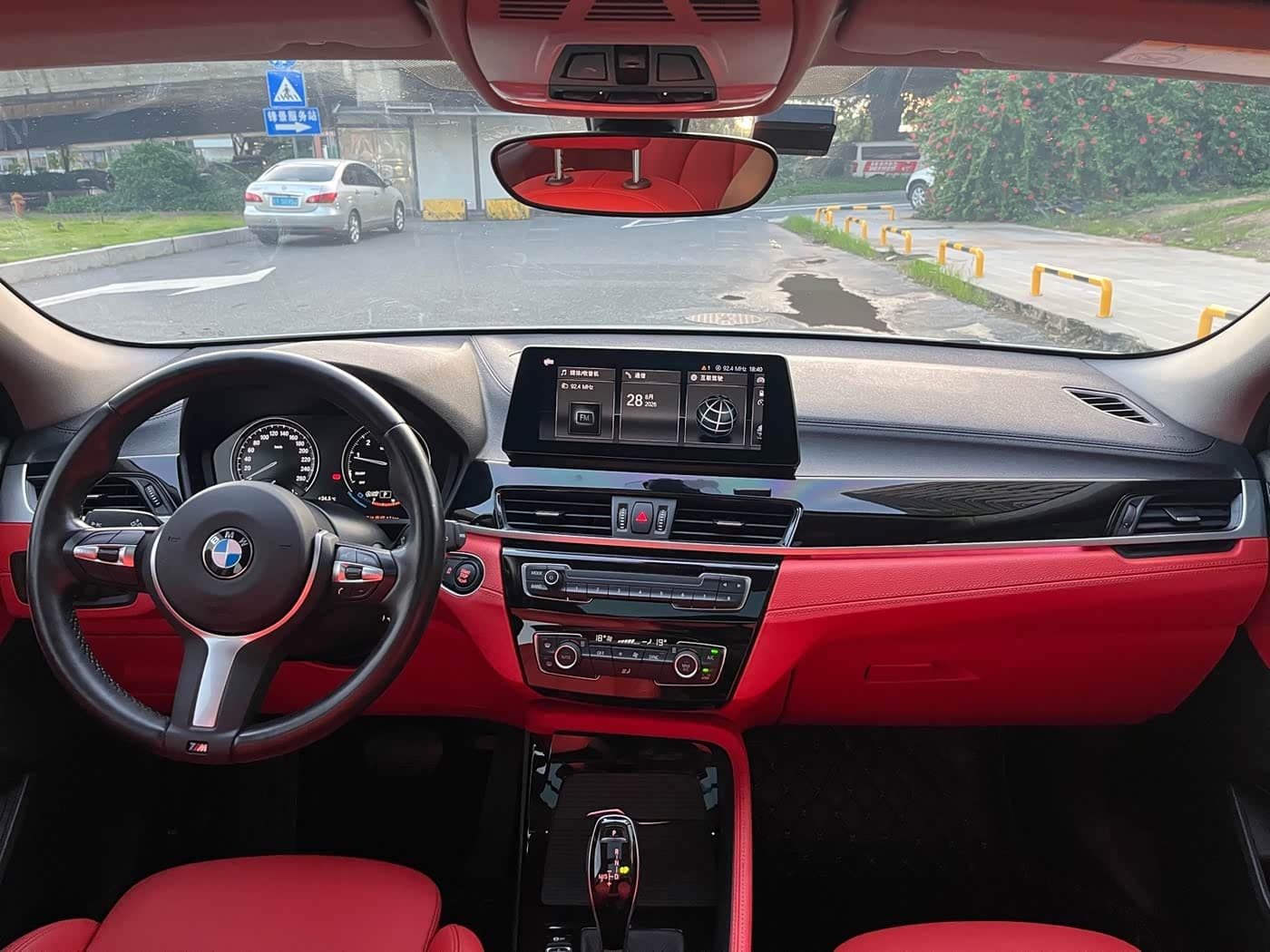 BMW X2 2023 — Фото 13/20