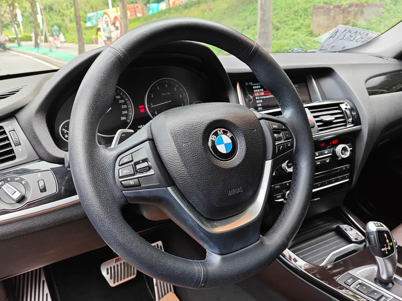 BMW X4 2016 — Фото 8/18
