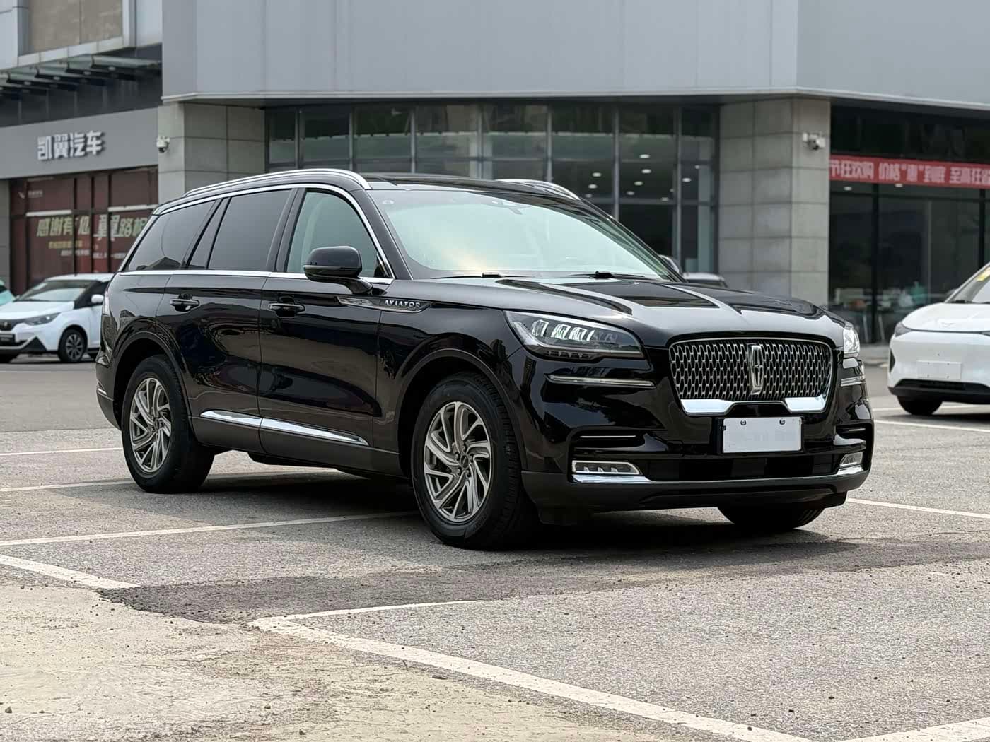 Lincoln Aviator 2021 — Фото 3/10