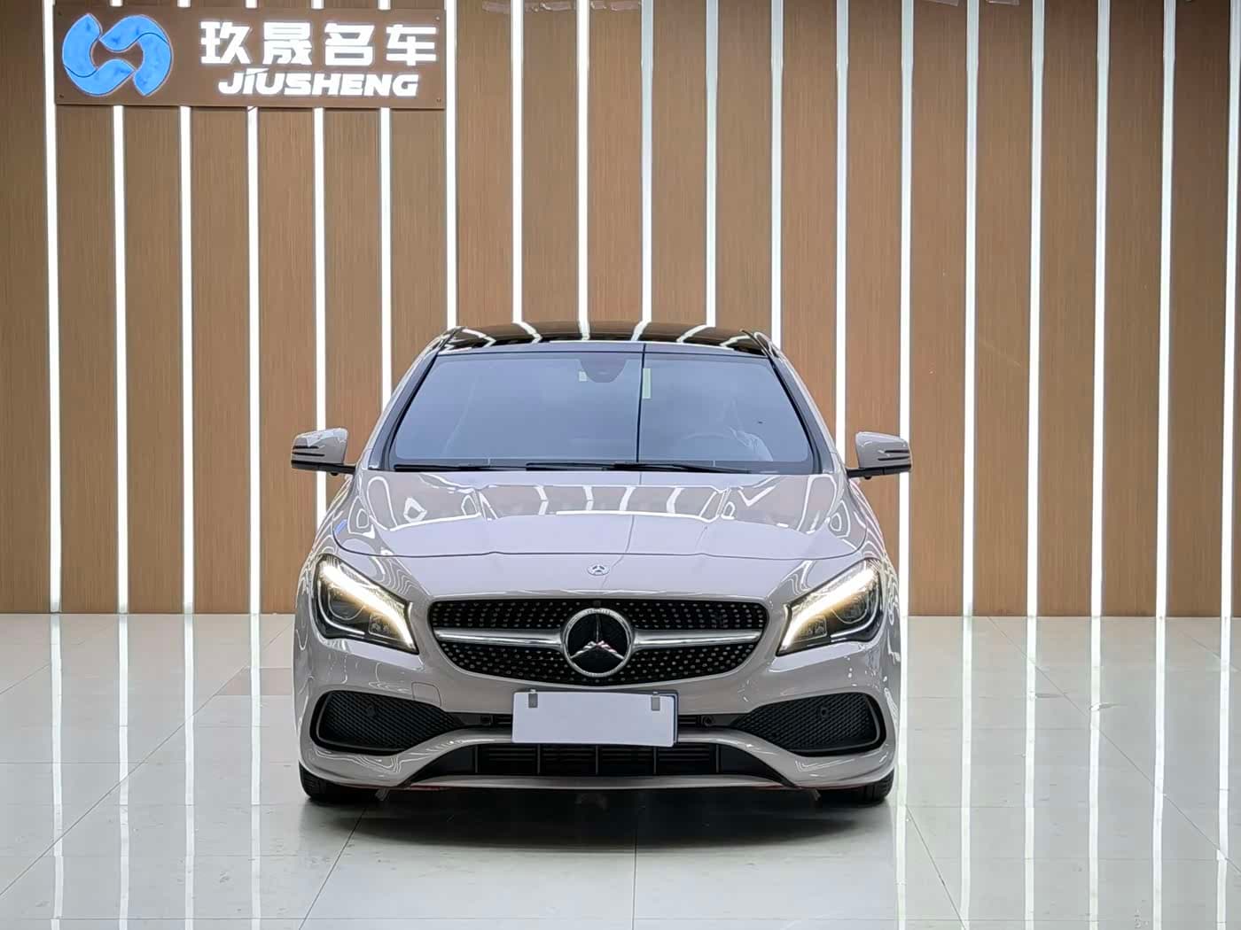 Mercedes-Benz CLA 2018 — Фото 2/20
