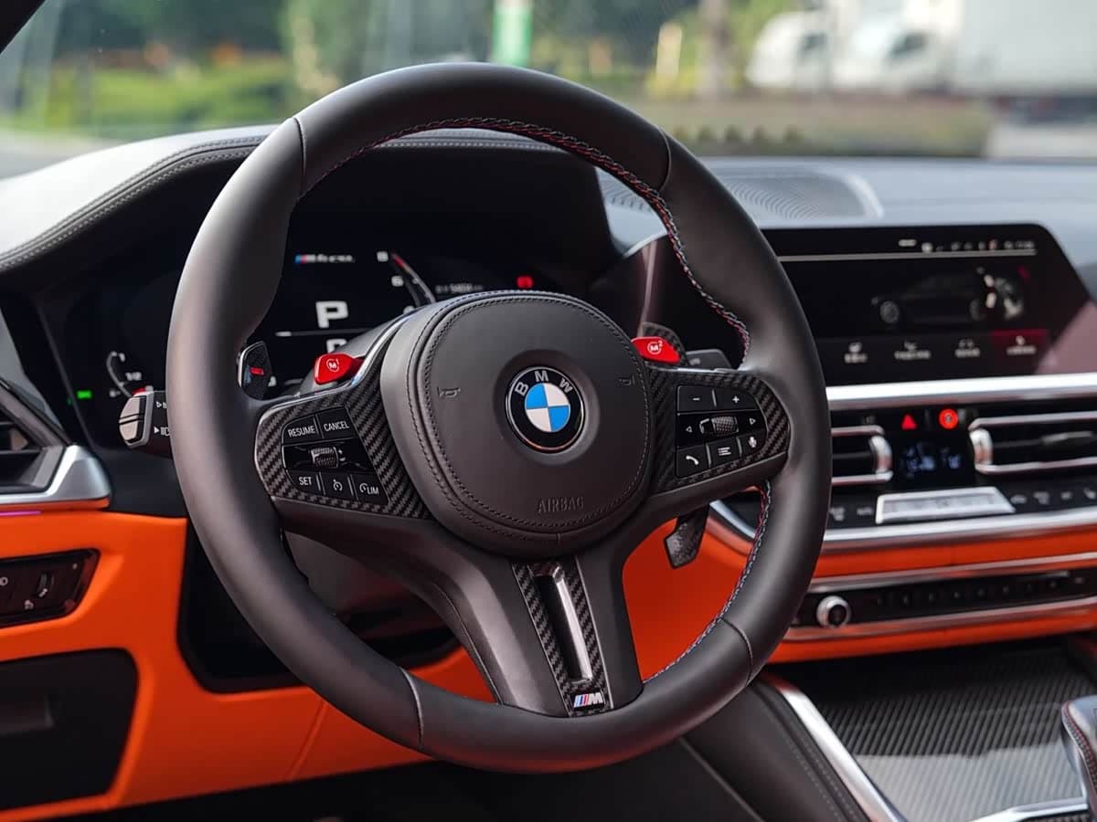 BMW M4 2022 — Фото 8/13