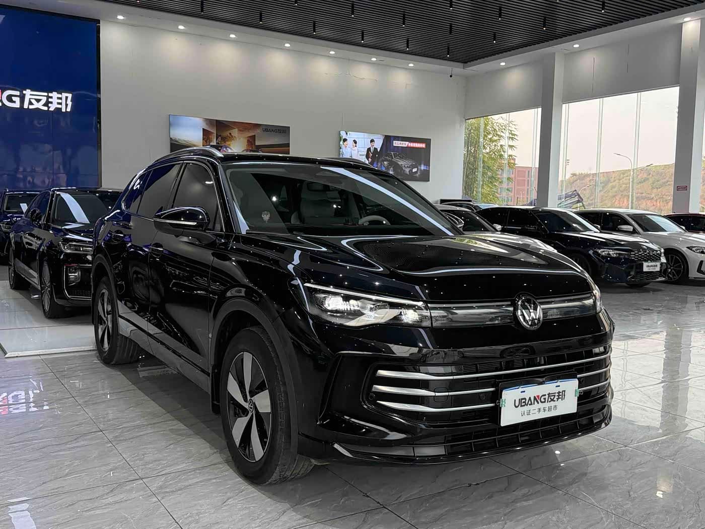 Volkswagen Tiguan L 2025 — Фото 3/18
