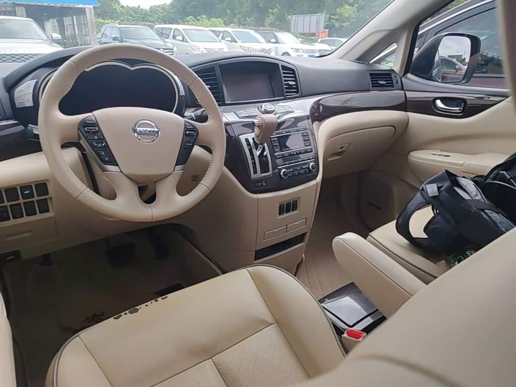 Nissan Quest 2016 — Фото 10/20