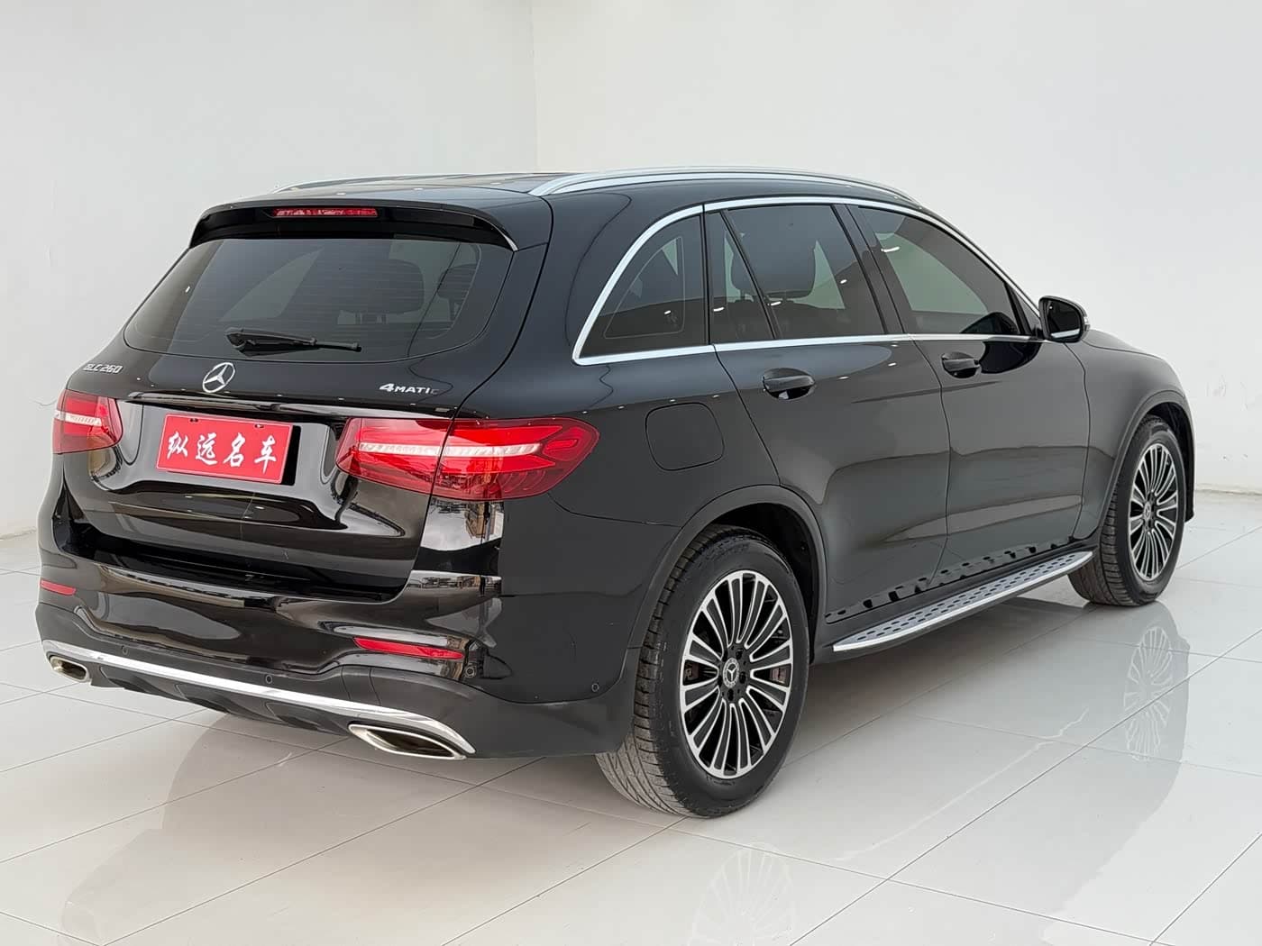Mercedes-Benz GLC 2018 — Фото 18/19