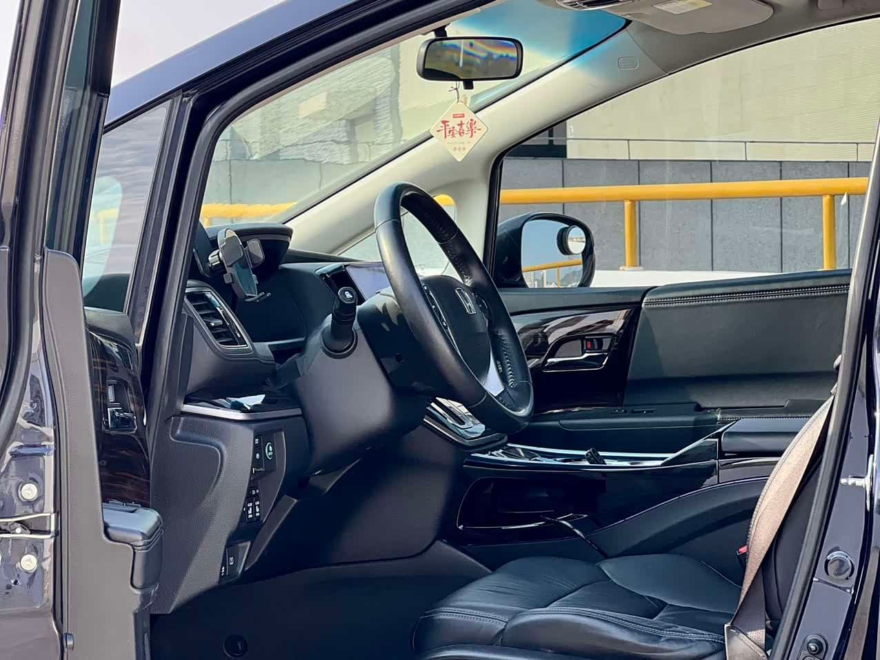 Honda Odyssey 2019 — Фото 4/14