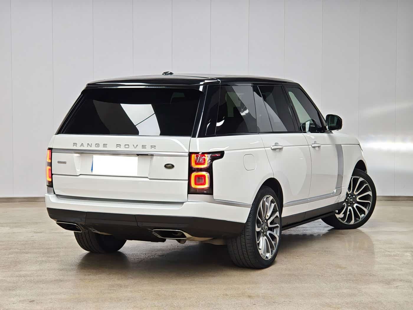 Land Rover Range Rover 2015 — Фото 4/15