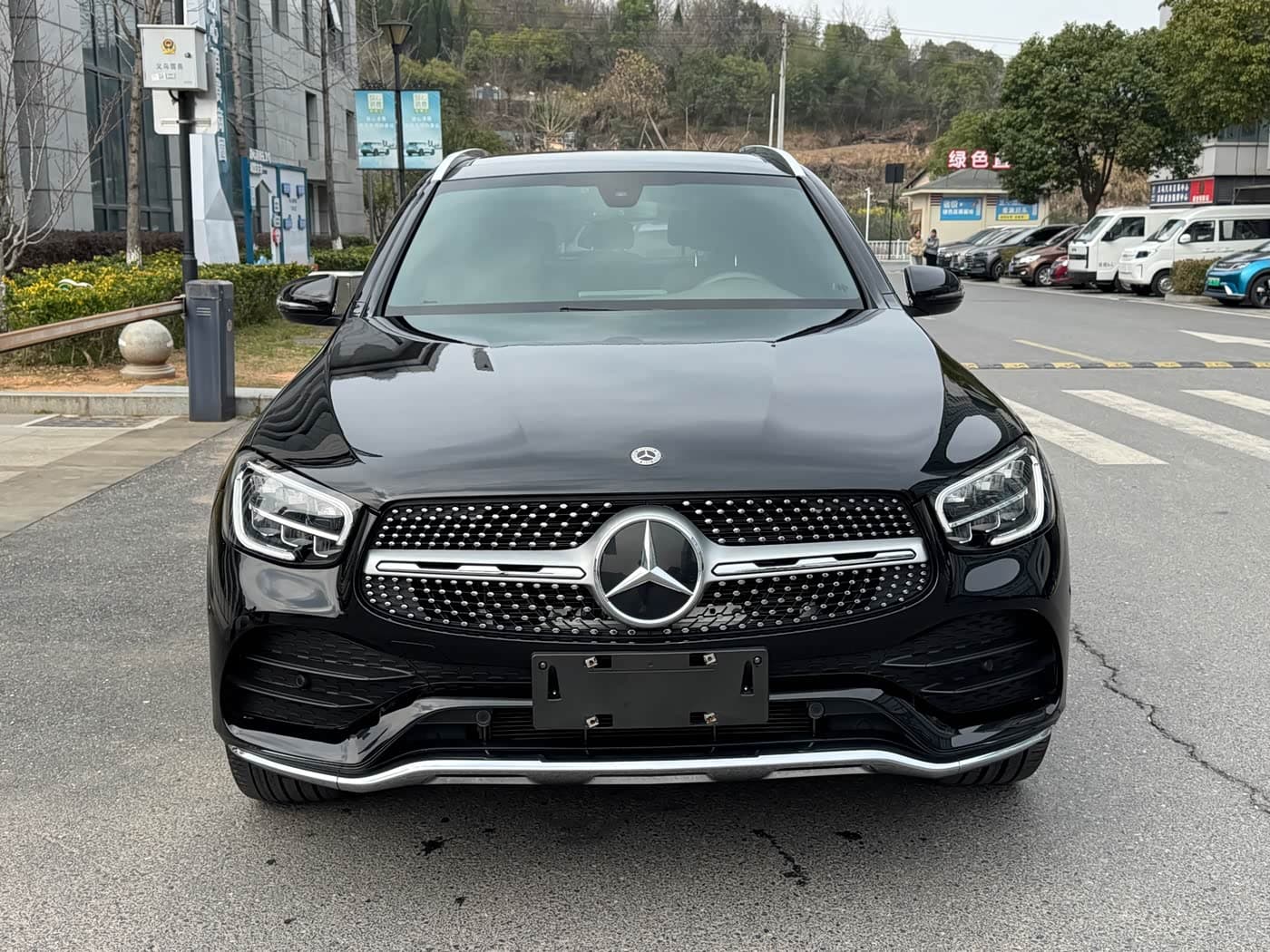 Mercedes-Benz GLC 2023 — Фото 3/14