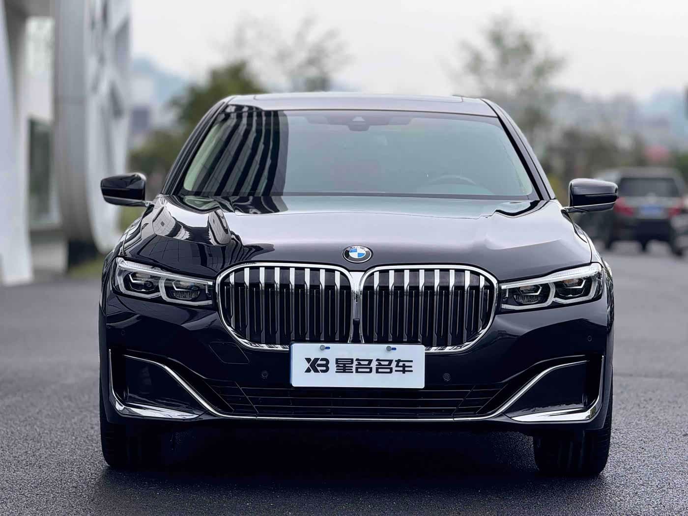 BMW 7 Series 2022 — Фото 2/15