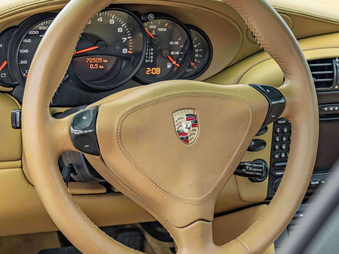 Porsche 911 2004 — Фото 15/20