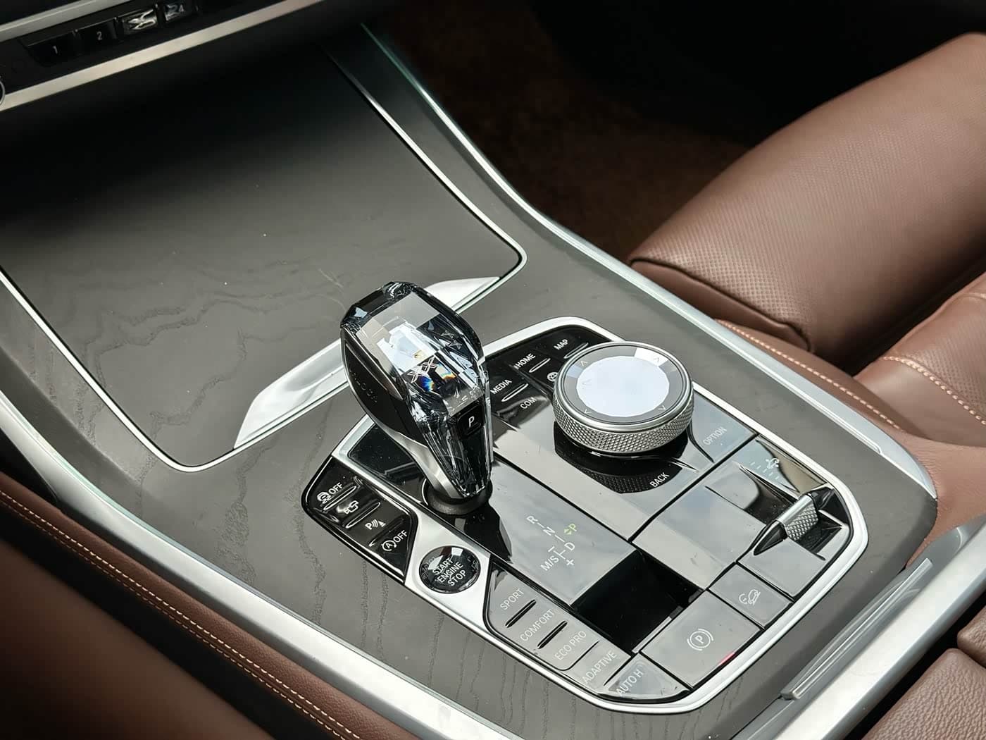BMW X7 2022 — Фото 19/20