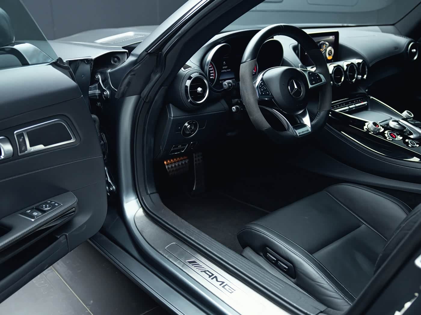 Mercedes-Benz AMG GT 2016 — Фото 9/20