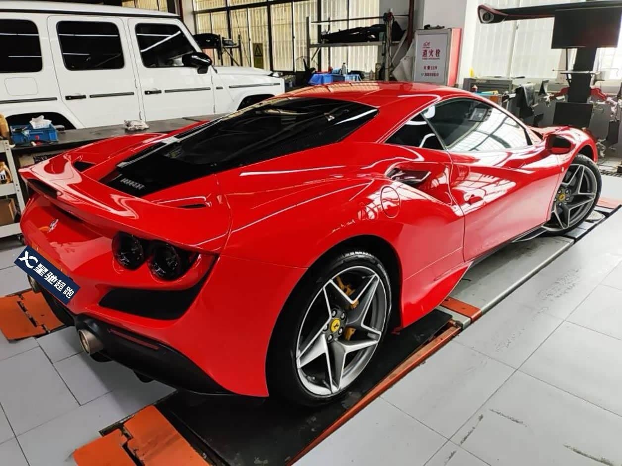 Ferrari F8 2021 — Фото 3/12