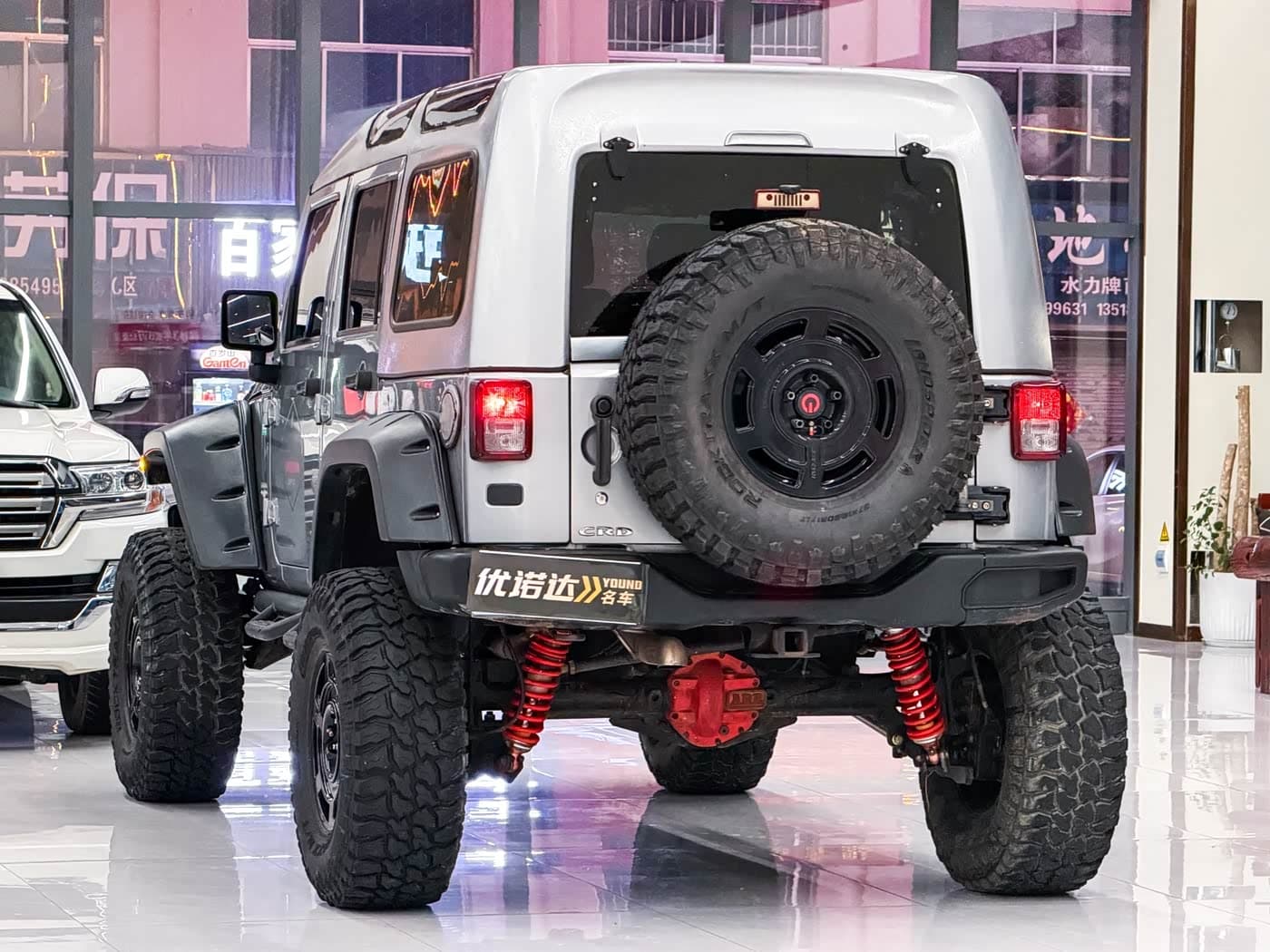 Jeep Wrangler 2015 — Фото 5/20