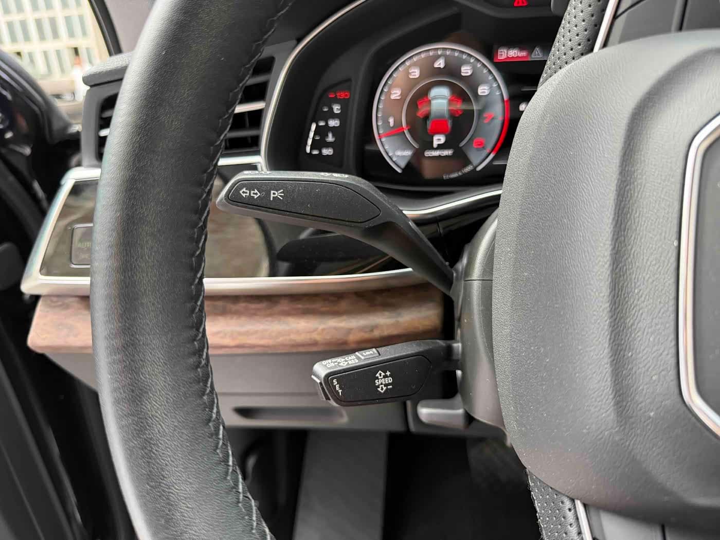 Audi Q7 2020 — Фото 10/20