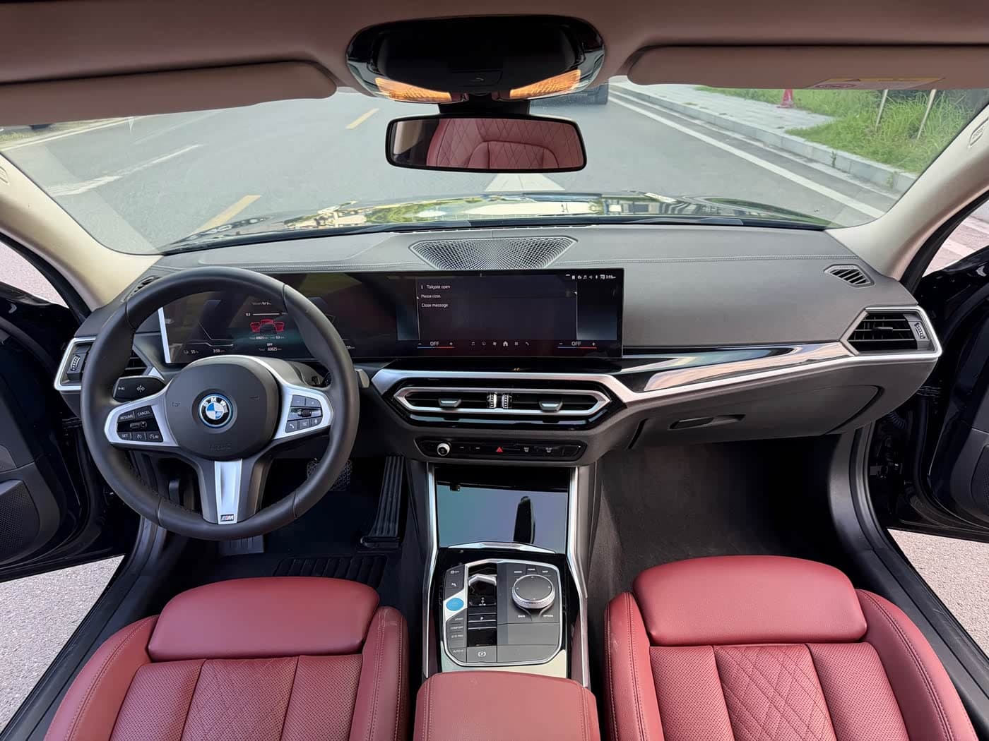 BMW i3 2024 — Фото 14/19