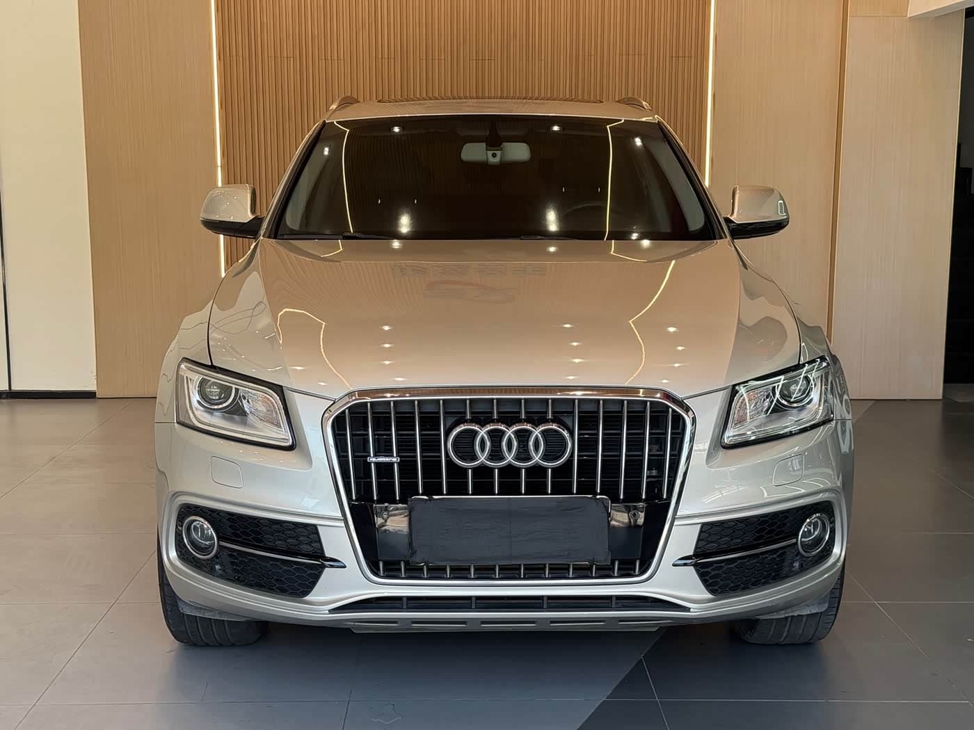 Audi Q5 2018 — Фото 2/19
