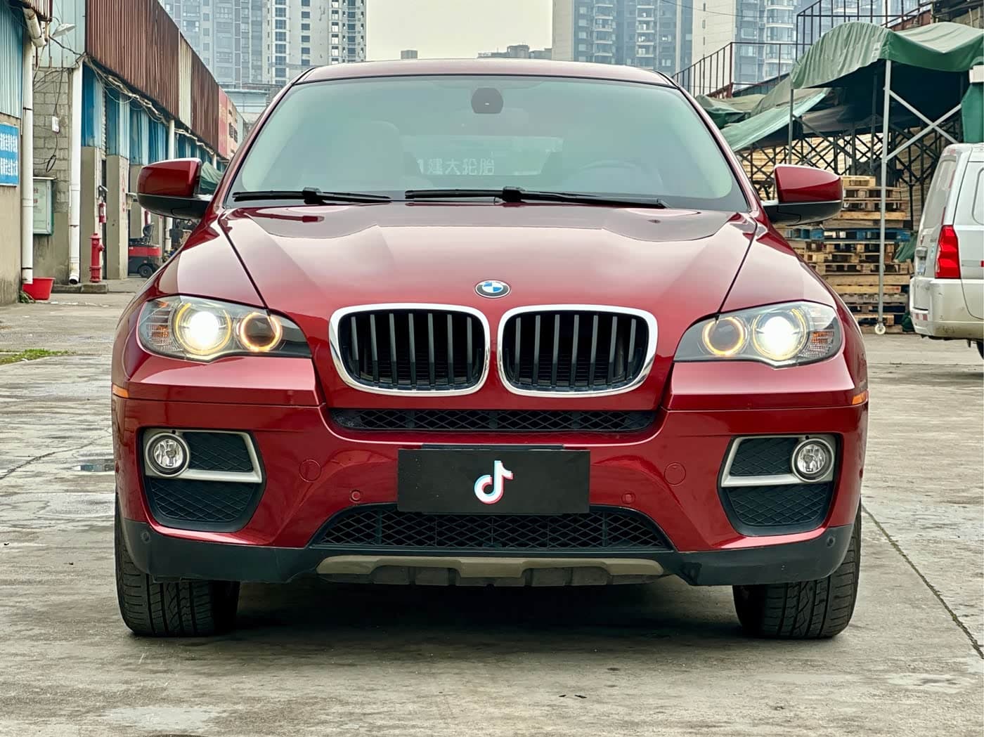 BMW X6 2013 — Фото 2/16