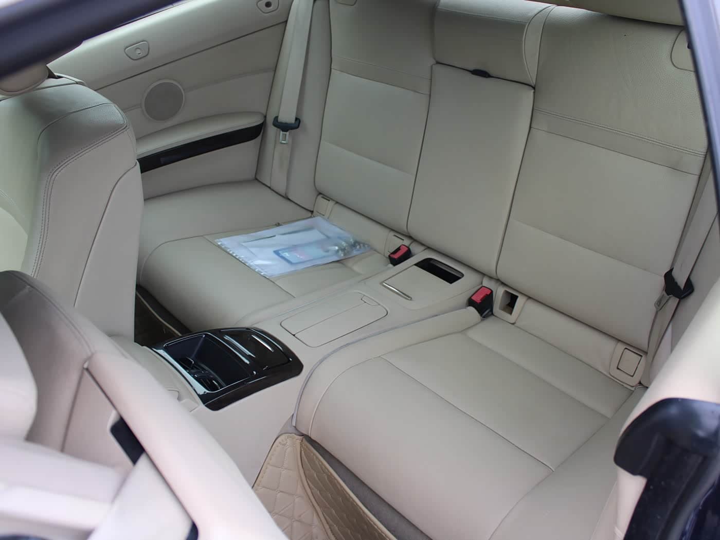 BMW 3 Series 2010 — Фото 17/20