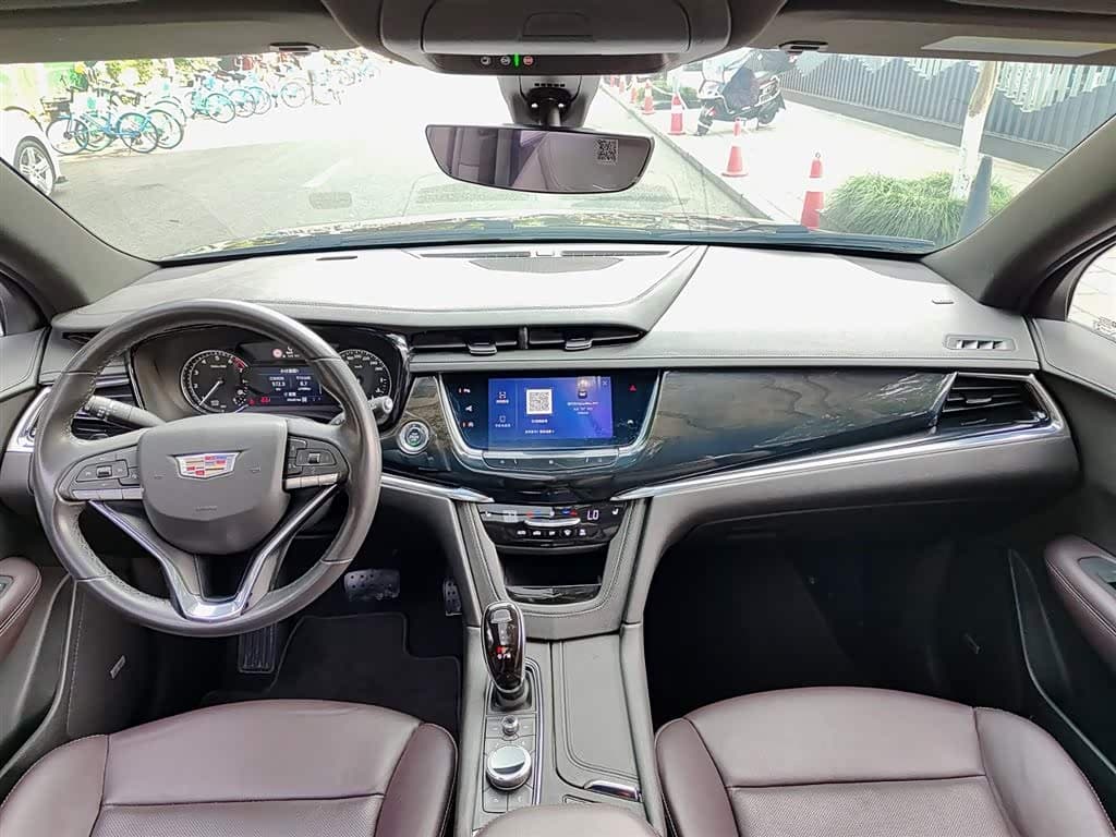 Cadillac XT6 2020 — Фото 10/11