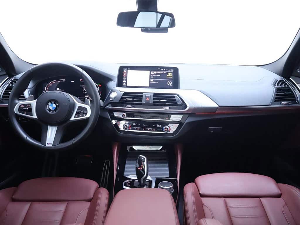 BMW X4 2021 — Фото 13/20