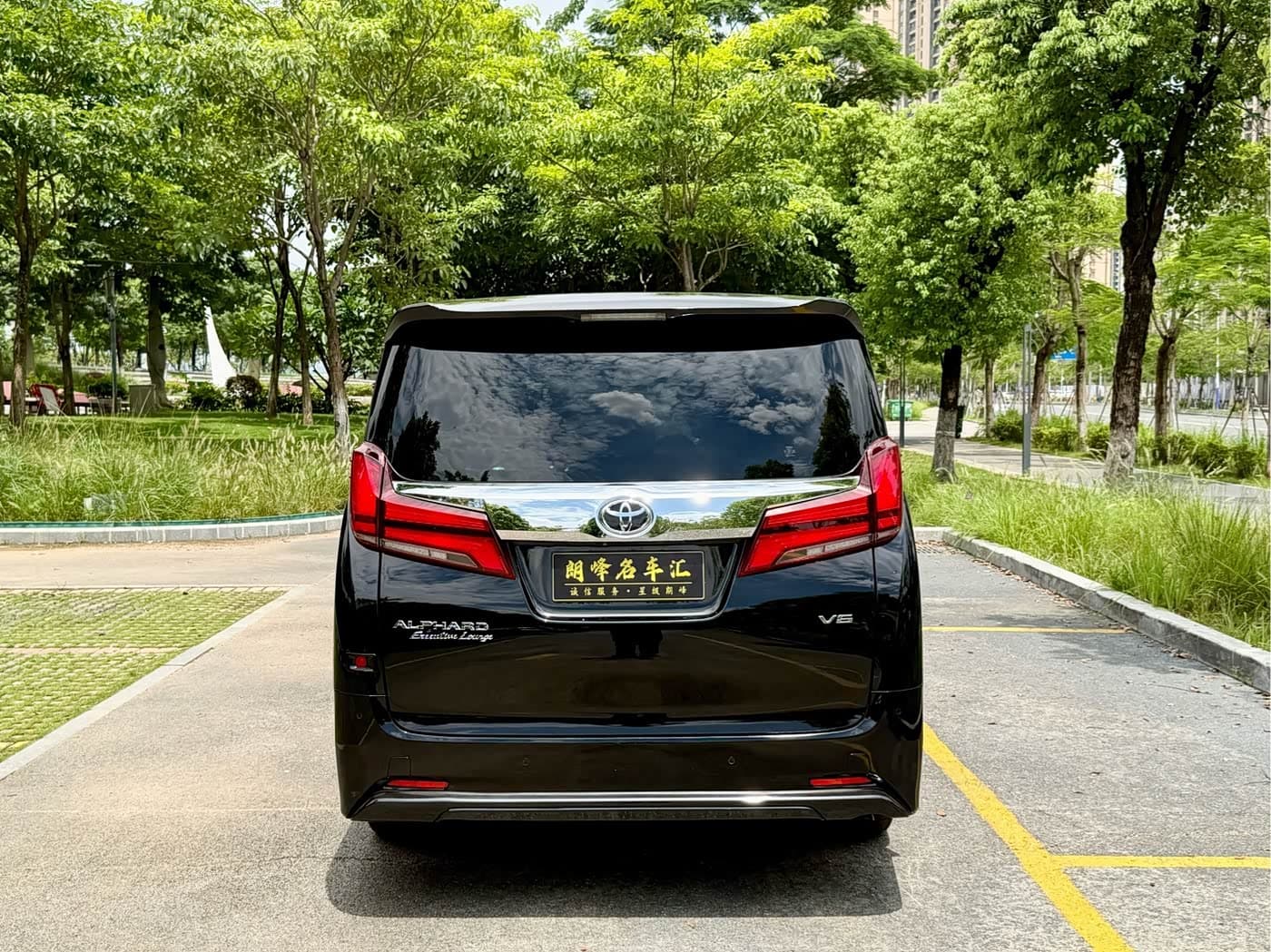 Toyota Alphard 2018 — Фото 5/20