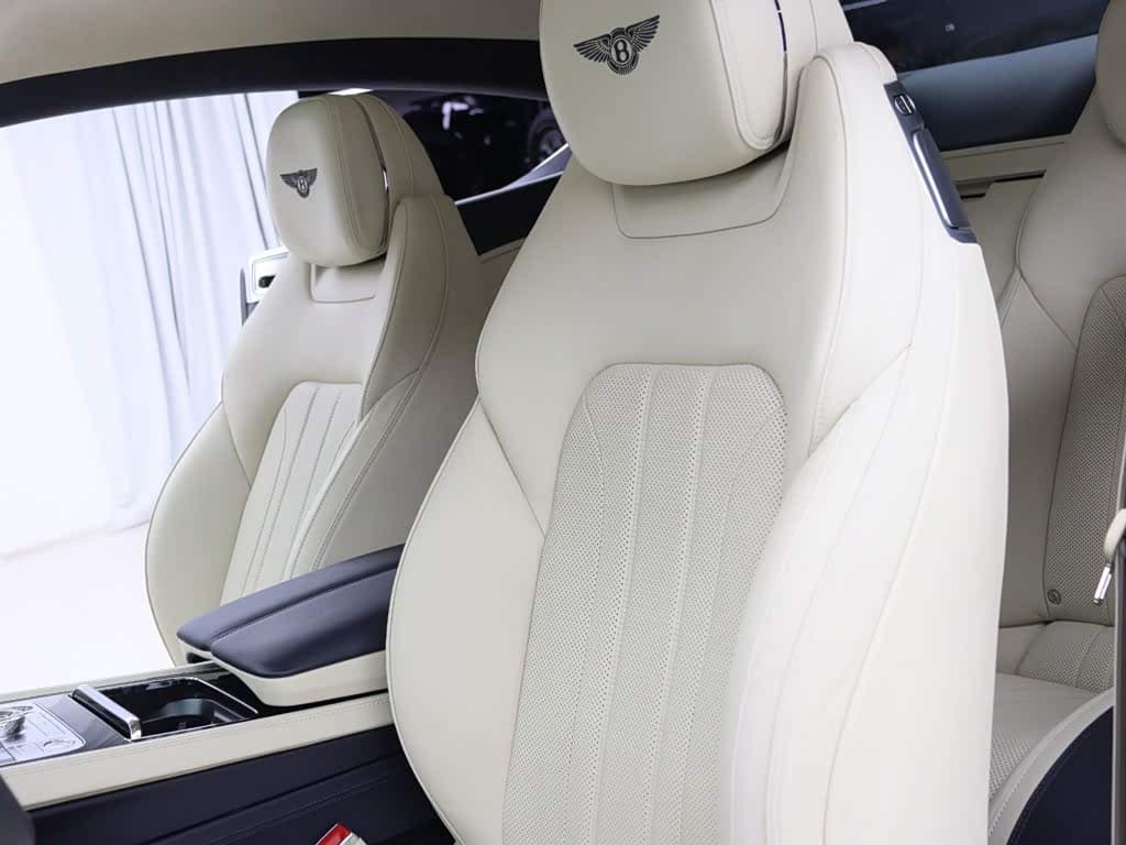 Bentley Continental 2020 — Фото 3/20