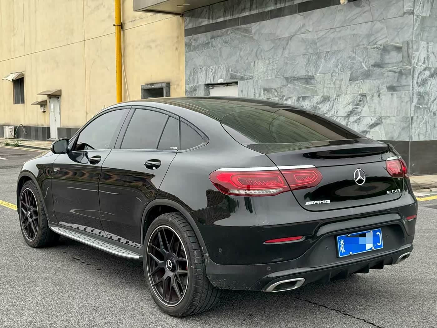 Mercedes-Benz GLC Coupe 2021 — Фото 7/9