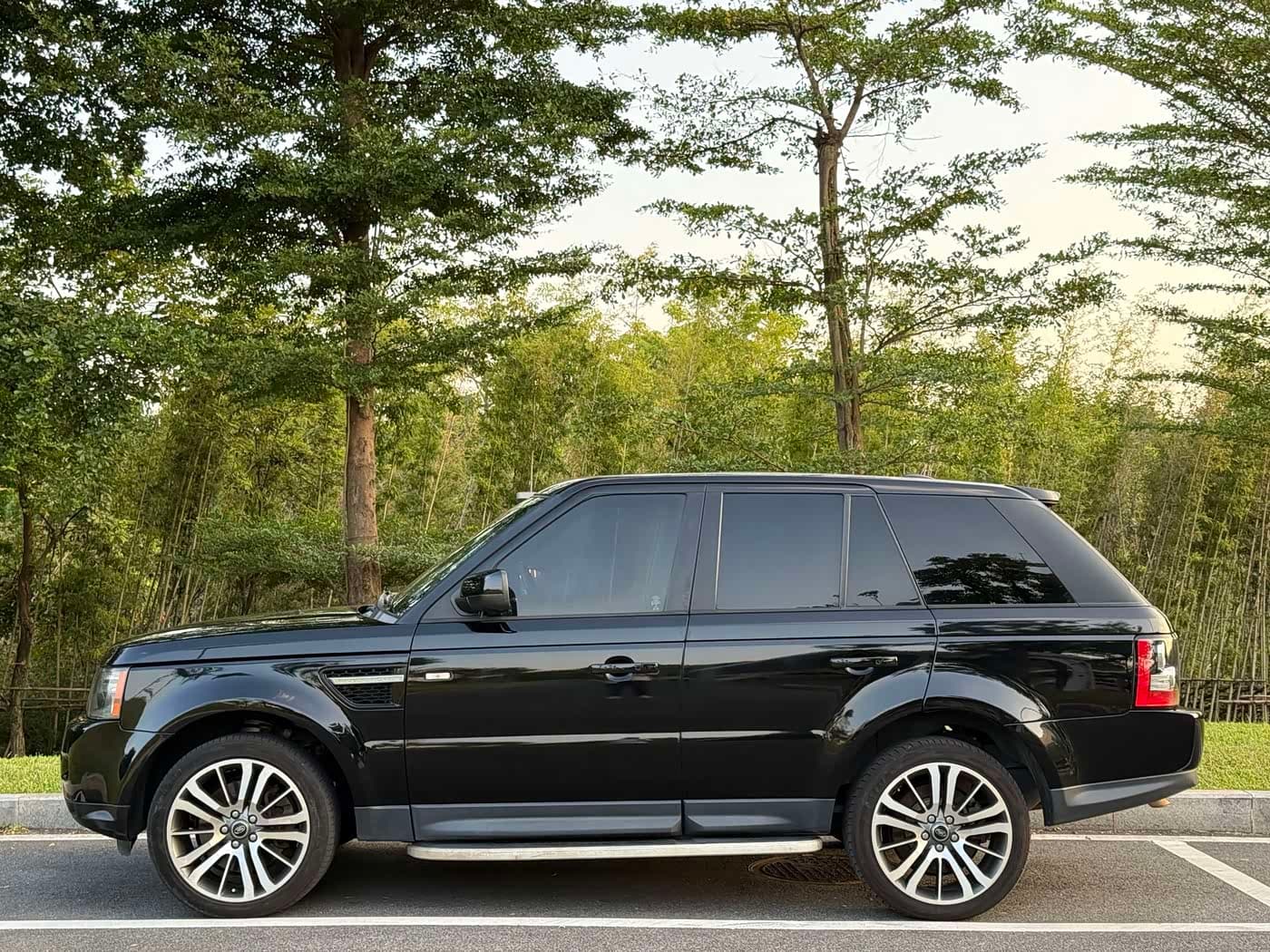 Land Rover Range Rover Sport 2013 — Фото 4/20