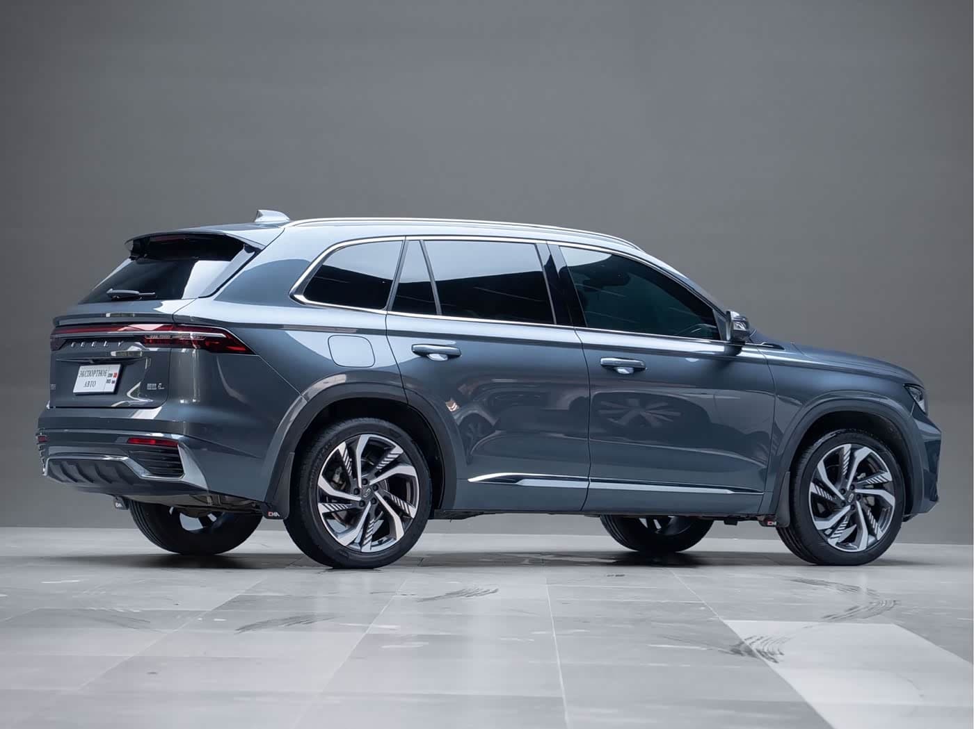 Geely Xingyue L 2023 — Фото 7/20