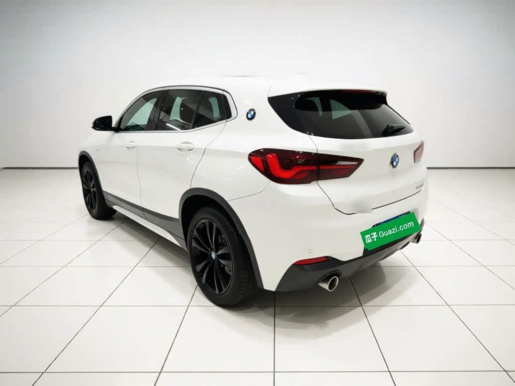 BMW X2 2021 — Фото 4/20