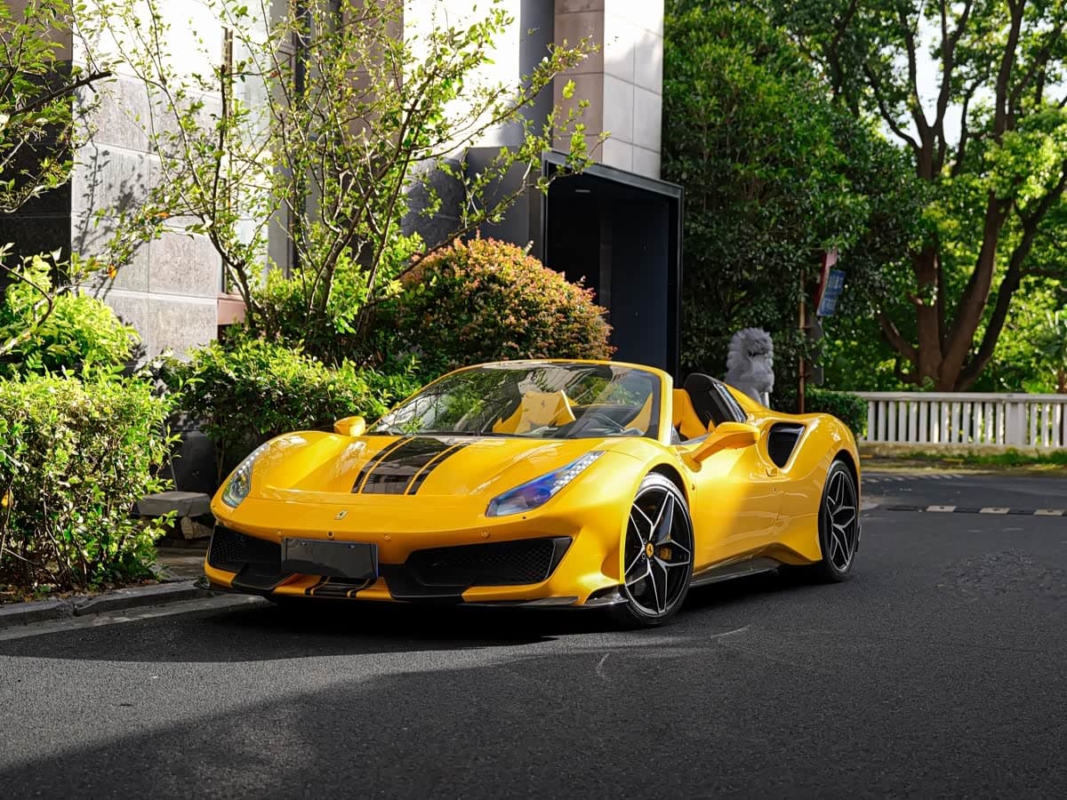 Ferrari 488 2019 — Фото 1/20