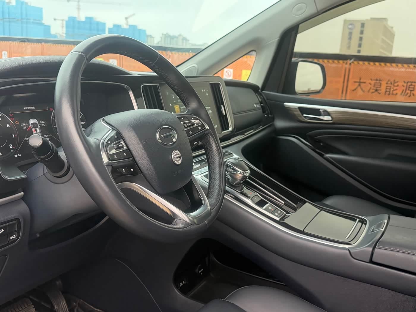 GAC Trumpchi Trumpchi M8 2022 — Фото 13/18