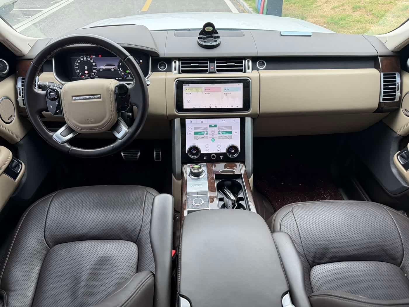 Land Rover Range Rover 2021 — Фото 7/9